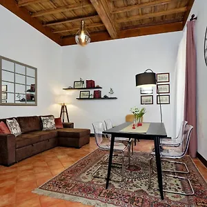 Bollo Apartment Rome