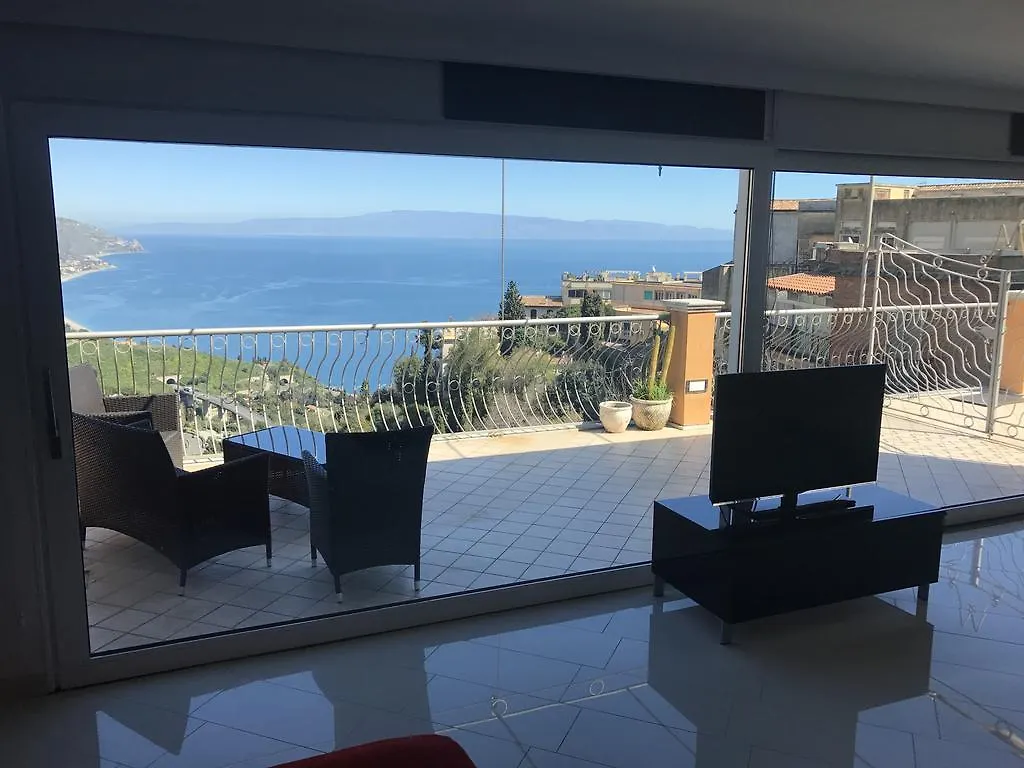 Prestige Loft Taormina Apartment 0*,